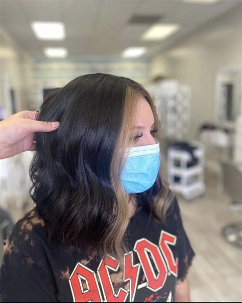 Maravilla Hair Salon .